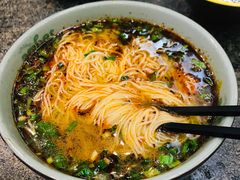 -Mlamber麦泊尔兰州牛肉面