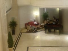 -汕尾巴黎半岛酒店