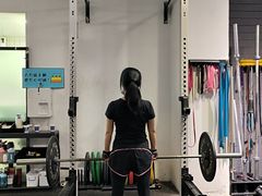 -汗水空间私教健身连锁(SM广场店)