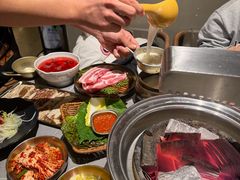 -草家酱蟹炭火烤肉店(珲春南路一店)