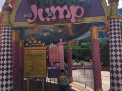 -七彩云南欢乐世界