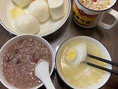 -爱的果实月嫂育婴师(世纪东方店)