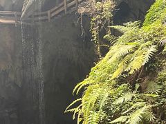 -龙水峡地缝景区