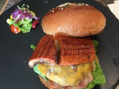 -HIGH FIVE哈福手工汉堡(桂林路店)