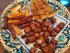 -包整·丝娃娃(一览甲秀楼风景店)