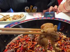 -何师傅美蛙鱼头(汉街店)