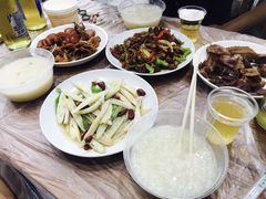 -蓝精灵饺子店