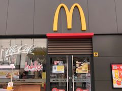 门面-麦当劳(松江飞航广场店)