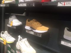 -PUMA品牌自营折扣店(天津佛罗伦萨小镇奥莱店)