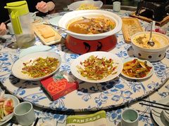 -卢大鲜鱼头捞饭(美利广场店)