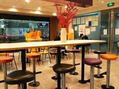 大堂-麦当劳(火车北站餐厅)