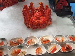 -雍容荟帝王蟹活龙虾展台自助(IFS黑金店)