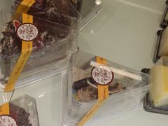 -Caidie Bakery采蝶轩(百越店)