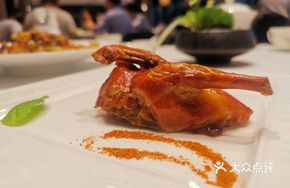 Crispy Roast Pigeon with Camphor and Tea Smoke