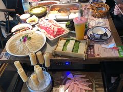 -尚尚仙·酸汤猪手·猪肚鸡火锅(华联万柳购物中心店)