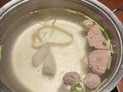 特色锅底-牛焱·贵州黄牛肉火锅(城西银泰店)
