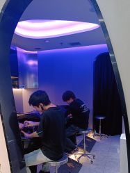 -TOP HAIR SALON