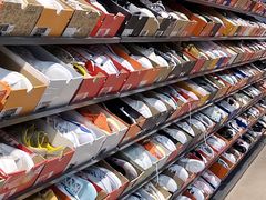 -首创奥特莱斯(西安店)