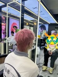 点击看大图 -藤野造型烫发染发