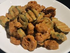 黄瓜拌油条-梅飞酒家(桑园路店)