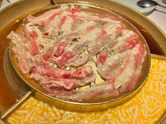 芝士锅底-猪啊牛呀羊啊铜盘烤肉(正大广场店)