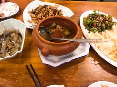 -小厨子私房菜·云南美食店