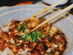 馋嘴牛蛙-松沪名灶·豆浆鱼头·新上海菜(飞航吾悦广场店)