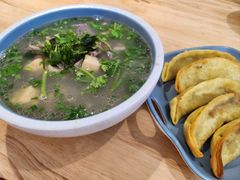 -老新隆牛肉锅贴(新街口店)