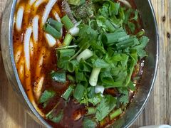 -张家羊肉汤粉小吃店