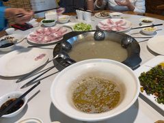 -颜氏双江清水鱼一养身火锅(磁器口店)