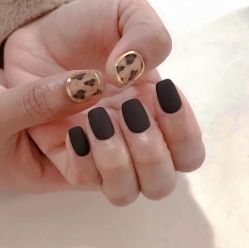 -妙睫屋日式美甲美睫