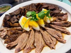 招牌卤狮头鹅七拼-潮界(虹桥新天地店)