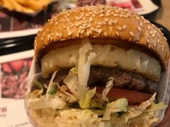 -The Habit Burger Grill 哈比特汉堡(复兴soho店)