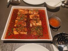 潮州秘制生腌三文鱼-卤鼎记·潮汕卤水火锅饭店(北京首店)