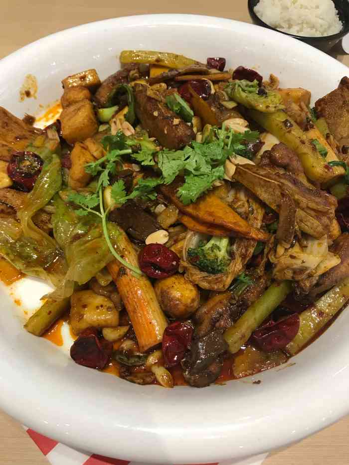 拿渡麻辣香锅(顺义金街店)-"顺义华联4层,和姐姐一起吃饭,过午饭点儿.