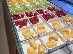 -涨巢·潮玩水疗局