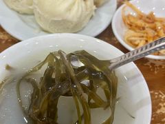 -胡成记口蘑龙眼包子(盐道街店)