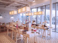 -猫的天空之城概念书店(北戴河蔚蓝海岸店)
