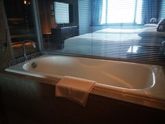 -上海龙之梦万丽酒店