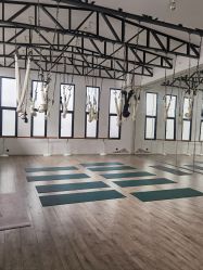 -无界瑜伽普拉提