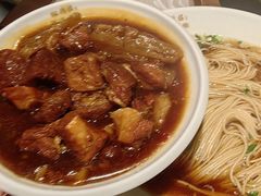 半筋半肉牛肉面-松鹤面馆·古法焖肉面(观前店)