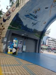 -顺德大良半月城游乐场