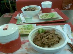 冬菇鸡肉饭-72街红烧排骨饭(海珠丽影广场店)