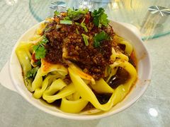 新疆凉皮-维吾尔餐厅(宜山路店)