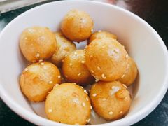 -黑色经典臭豆腐·湖南特产(步行街店)