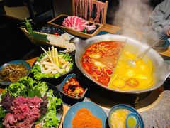 台式麻辣锅-湊湊火锅·茶憩(杭州湖滨银泰in77店)