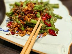 -川流不息·地道川菜·小龙虾(松东路店)