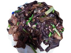 山豆角炒肉-小仙居·农家宴烤羊· 农庄