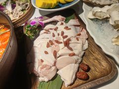 -椰子湾·海南火锅·糟粕醋·椰子鸡(正大广场店)