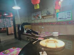 -鱼窝棚柴火铁锅炖(富山屯店)